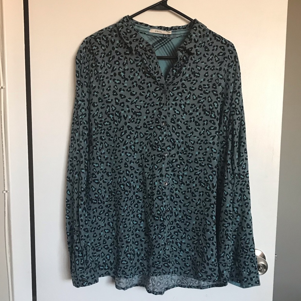 Cecil Leopard Print Button Down Top - Size XXL